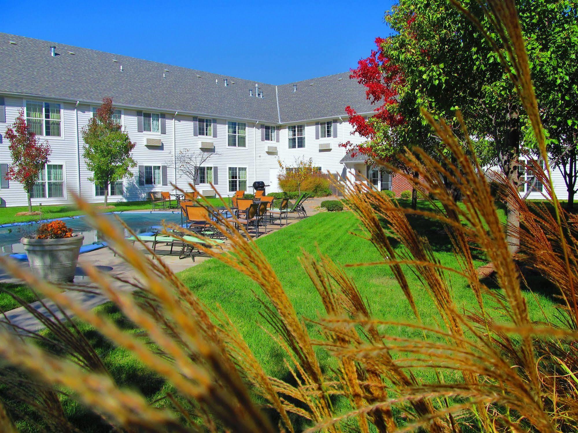 Baymont By Wyndham Wichita East Hotel Exterior foto